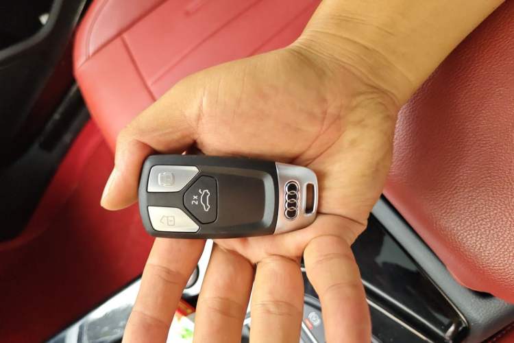 Used Audi A5 2019 Sportback 40 TFSI Fashion Model Vehicle Key