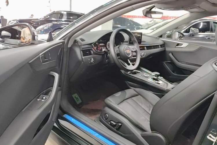 Used Audi A5 2019 Coupe 40 TFSI Fashion Edition China V Emission Standard Driver Seat