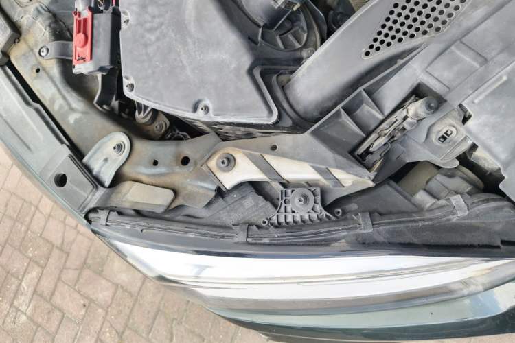 Used Audi A5 2019 Sportback 40 TFSI Fashion Model Engine Bay Right