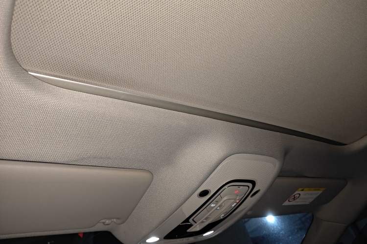 Used Audi A5 2019 Coupe 40 TFSI Fashion Edition China V Emission Standard Headliner