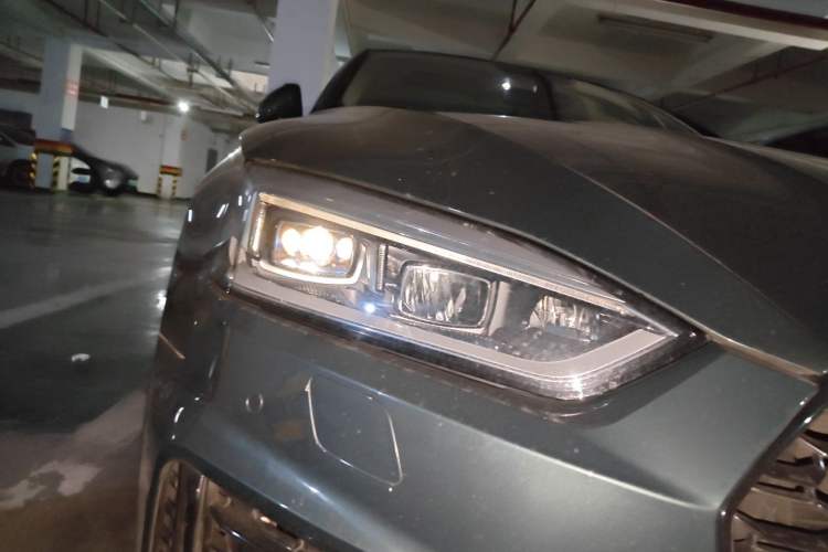 Used Audi A5 2019 Coupe 40 TFSI Fashion Edition China V Emission Standard Right Front Headlight