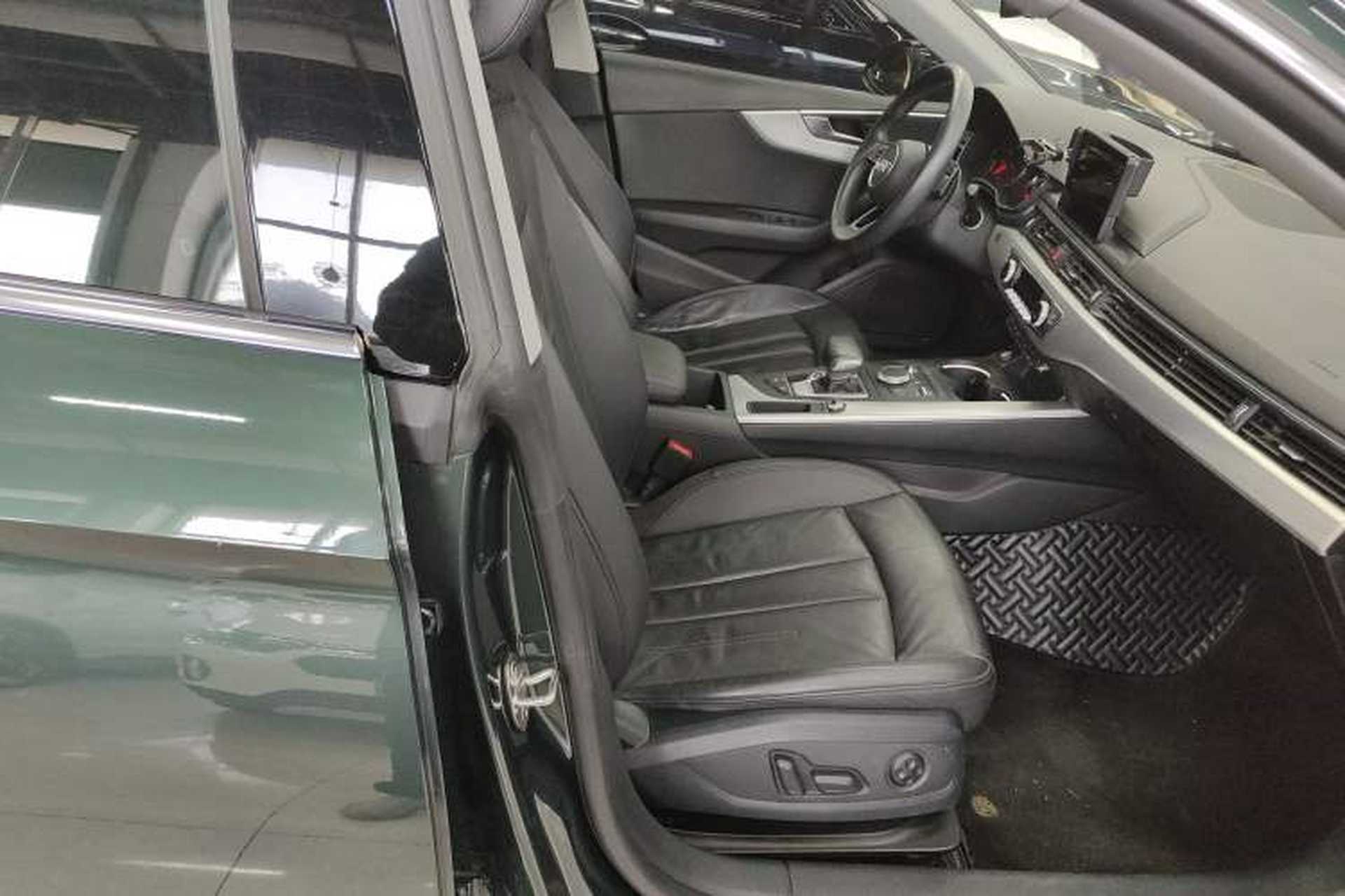 Used Audi A5 2019 Sportback 40 TFSI Fashion Model Right Front Seat