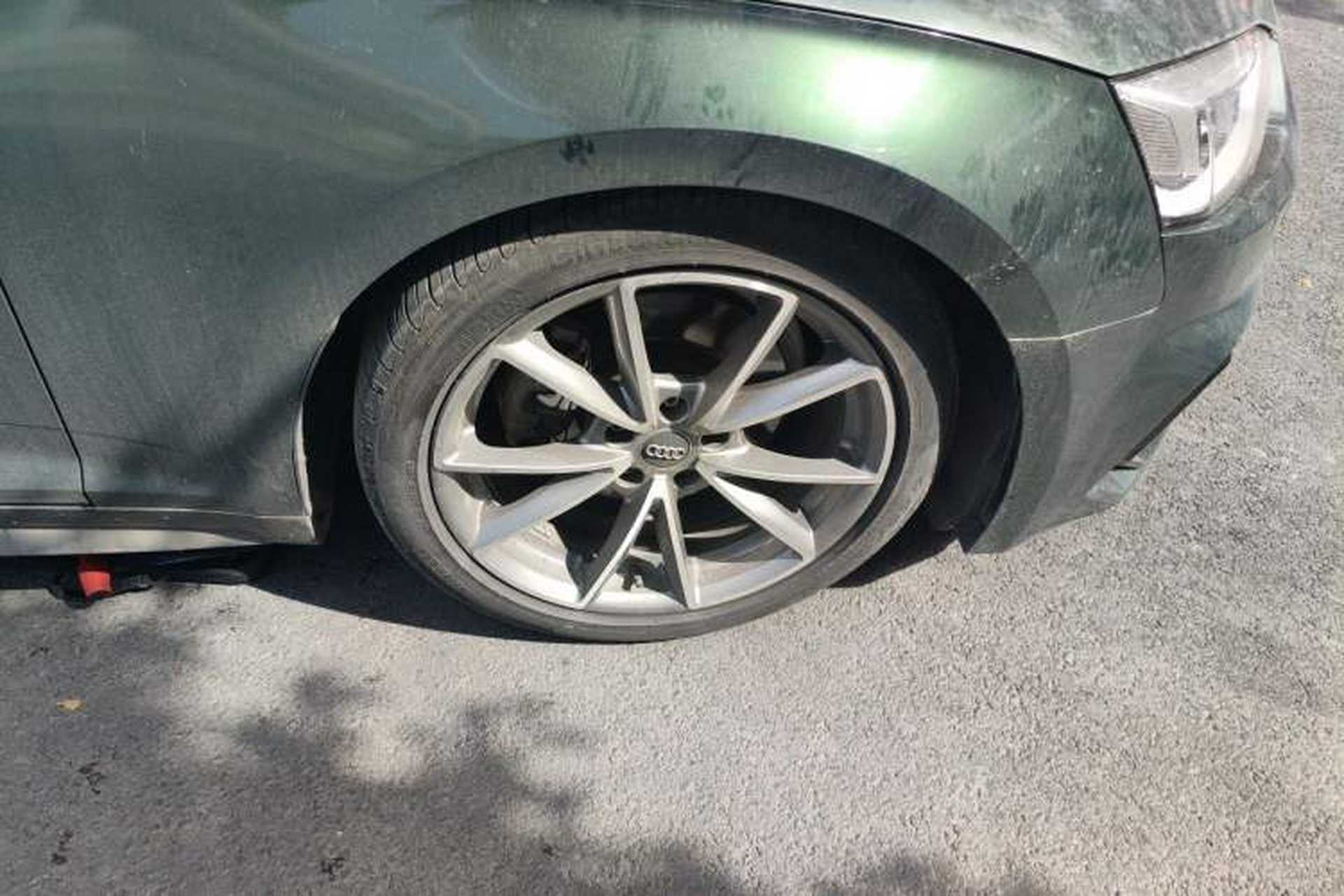 Used Audi A5 2019 Sportback 40 TFSI Fashion Model Right Front Wheel Hub