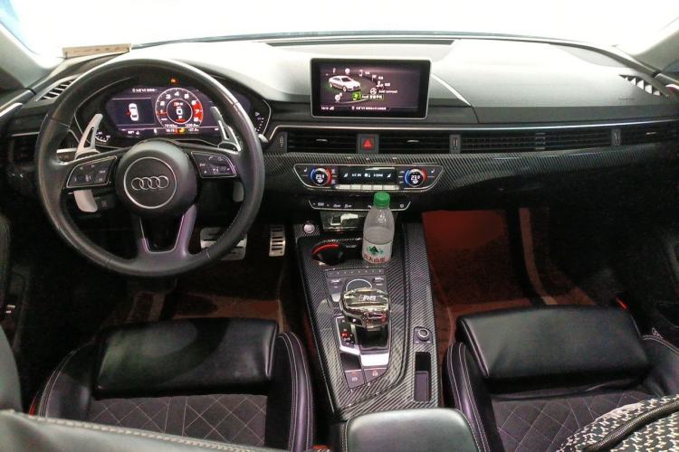 Used Audi A5 2019 Sportback 40 TFSI Fashion Model Center Console