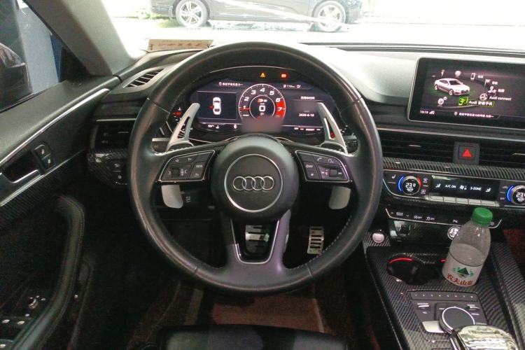Used Audi A5 2019 Sportback 40 TFSI Fashion Model Steering Wheel