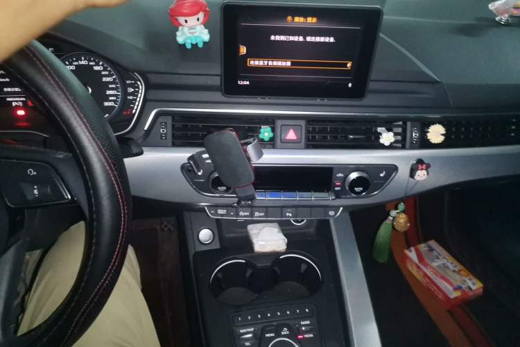 Used Audi A5 2019 Sportback 40 TFSI Fashion Model Audio And AC Panel