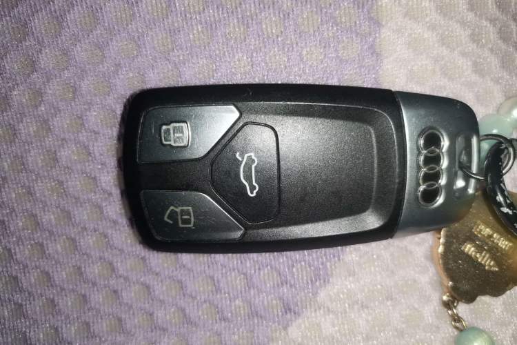 Used Audi A5 2019 Sportback 40 TFSI Fashion Model Vehicle Key