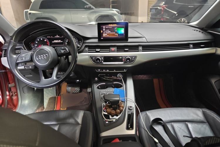 Used Audi A5 2019 Sportback 40 TFSI Fashion Model Center Console