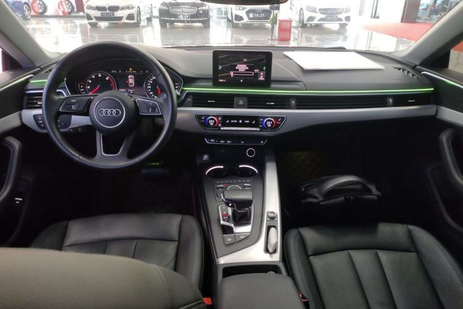 Used Audi A5 2019 Sportback 40 TFSI Fashion Model Center Console