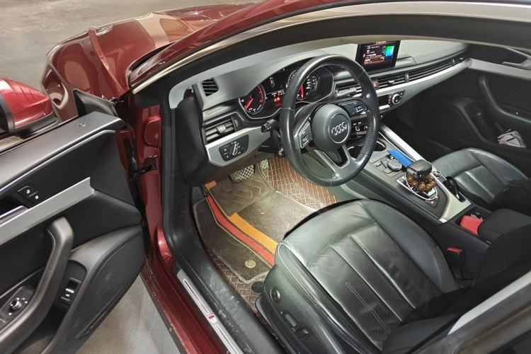 Used Audi A5 2019 Sportback 40 TFSI Fashion Model Driver Seat