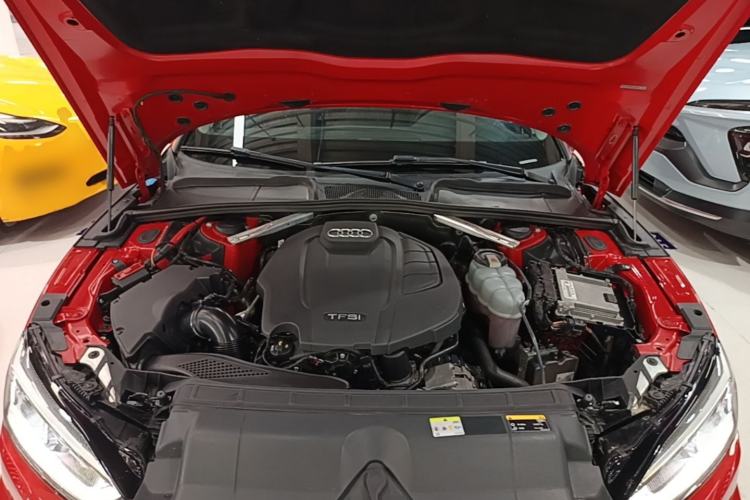 Used Audi A5 2019 Sportback 40 TFSI Fashion Model Engine Bay