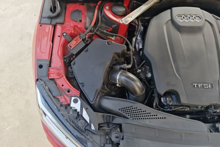 Used Audi A5 2019 Sportback 40 TFSI Fashion Model Engine Bay Right