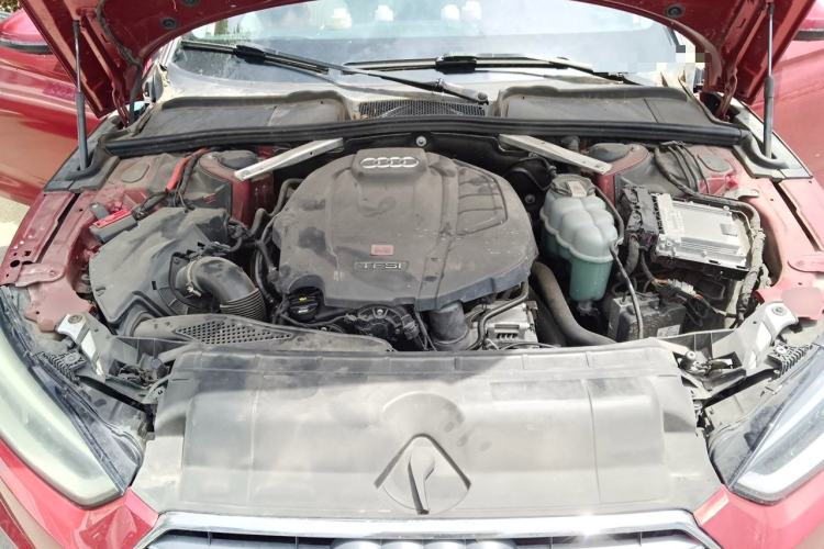 Used Audi A5 2019 Sportback 40 TFSI Fashion Model Engine Bay