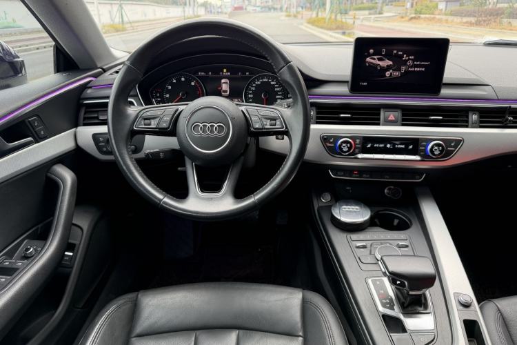 Used Audi A5 2019 Sportback 40 TFSI Fashion Model Interior 3