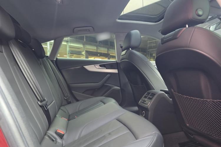 Used Audi A5 2019 Sportback 40 TFSI Fashion Model Interior 6
