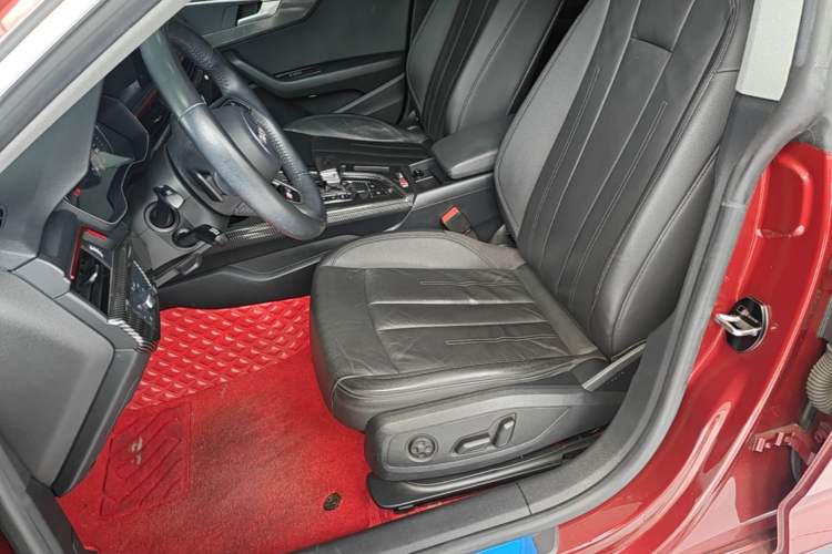 Used Audi A5 2019 Sportback 40 TFSI Fashion Model Left Front Seat
