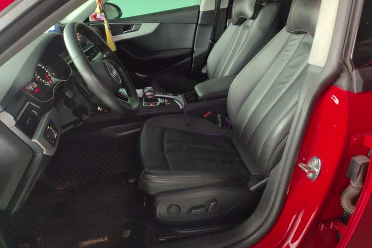 Used Audi A5 2019 Sportback 40 TFSI Fashion Model Left Front Seat