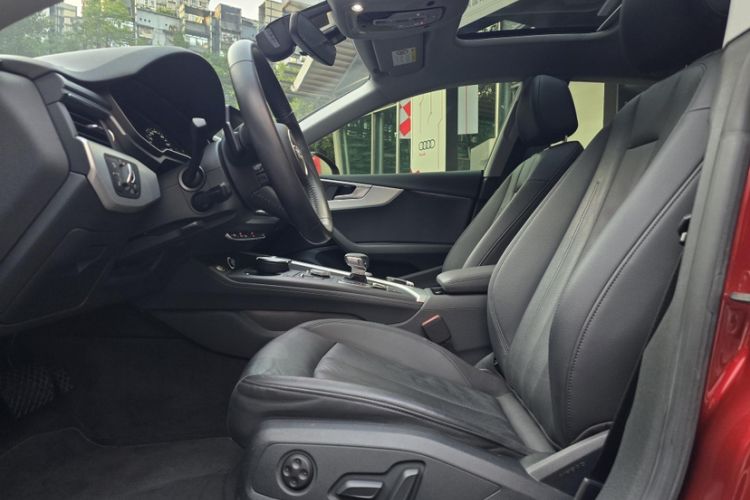 Used Audi A5 2019 Sportback 40 TFSI Fashion Model Left Front Seat