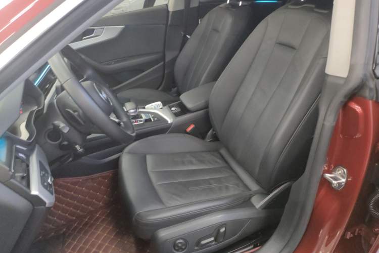 Used Audi A5 2019 Sportback 40 TFSI Fashion Model Left Front Seat