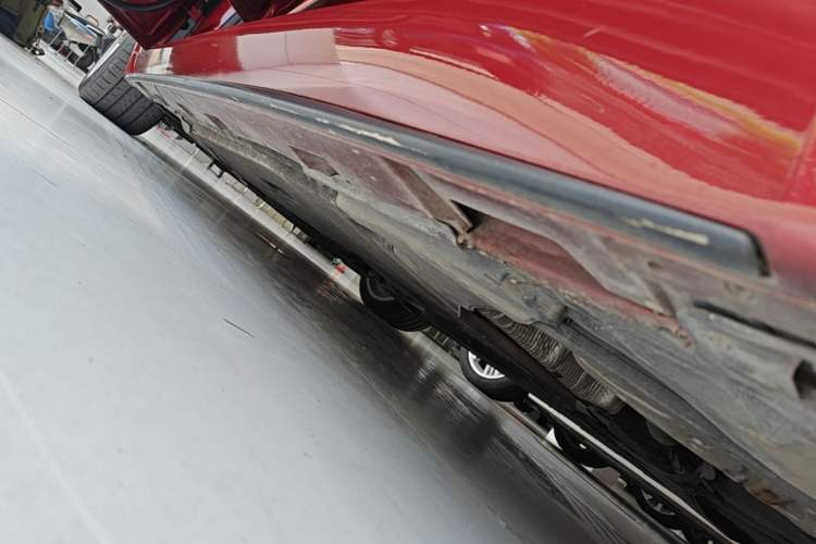 Used Audi A5 2019 Sportback 40 TFSI Fashion Model Left Side Sill