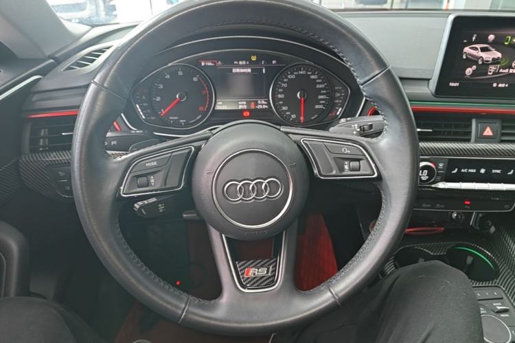Used Audi A5 2019 Sportback 40 TFSI Fashion Model Steering Wheel