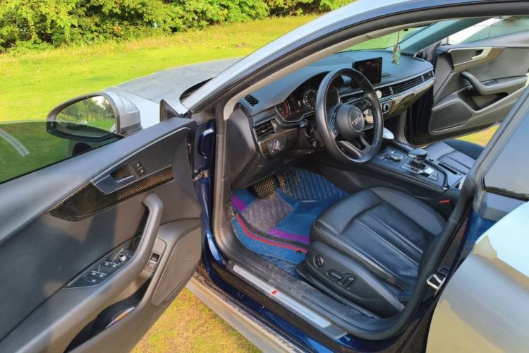 Used Audi A5 2019 Sportback 40 TFSI Fashion Model Driver Seat