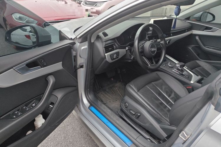 Used Audi A5 2019 Sportback 40 TFSI Fashion Model Driver Seat