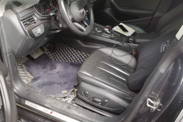 Used Audi A5 2019 Sportback 40 TFSI Fashion Model Driver Seat