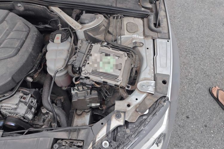 Used Audi A5 2019 Sportback 40 TFSI Fashion Model Engine Bay Left