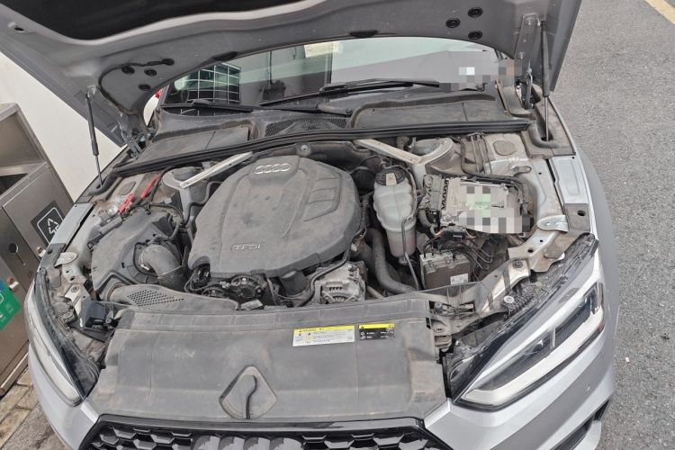Used Audi A5 2019 Sportback 40 TFSI Fashion Model Engine Bay