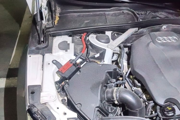 Used Audi A5 2019 Sportback 40 TFSI Fashion Model Engine Bay Right