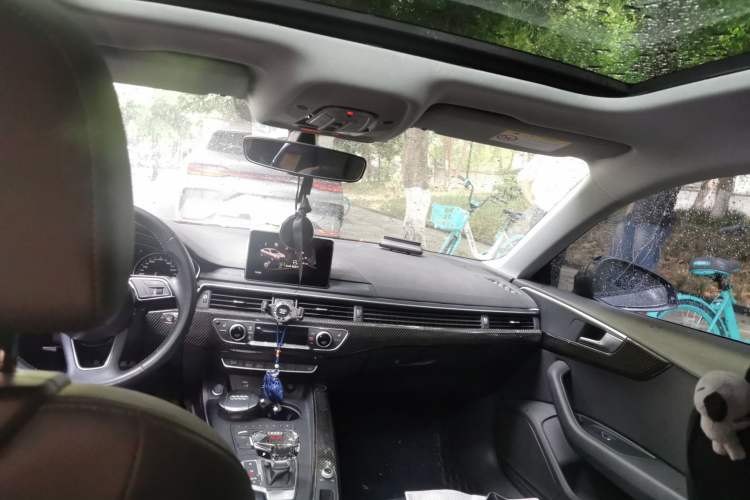 Used Audi A5 2019 Sportback 40 TFSI Fashion Model Headliner