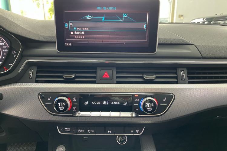 Used Audi A5 2019 Sportback 45 TFSI Fashion Model Interior 4