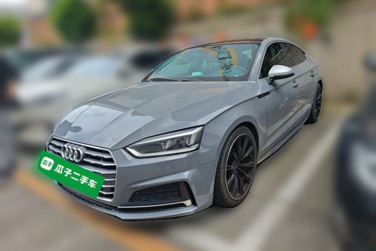 Used Audi A5 2019 Sportback 40 TFSI Fashion Model Guazi used car, China used car export, Used car for sale, Used Audi cars, Cheapest cars for sale