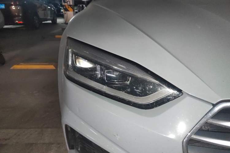 Used Audi A5 2019 Sportback 40 TFSI Fashion Model Right Front Headlight