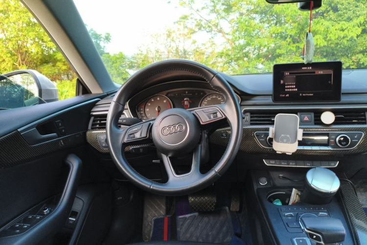 Used Audi A5 2019 Sportback 40 TFSI Fashion Model Steering Wheel
