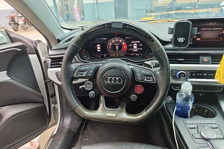 Used Audi A5 2019 Sportback 40 TFSI Fashion Model Steering Wheel