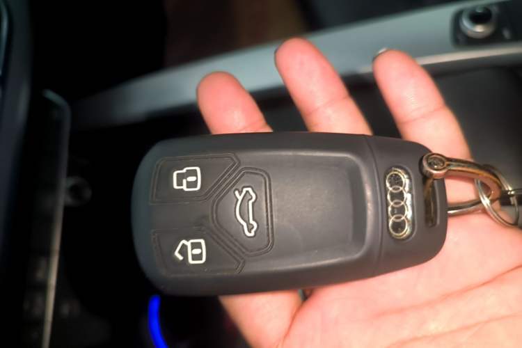 Used Audi A5 2019 Sportback 40 TFSI Fashion Model Vehicle Key