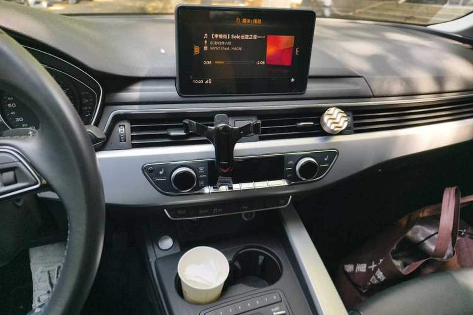Used Audi A5 2019 Coupe 40 TFSI Fashion Edition China V Emission Standard Audio And AC Panel