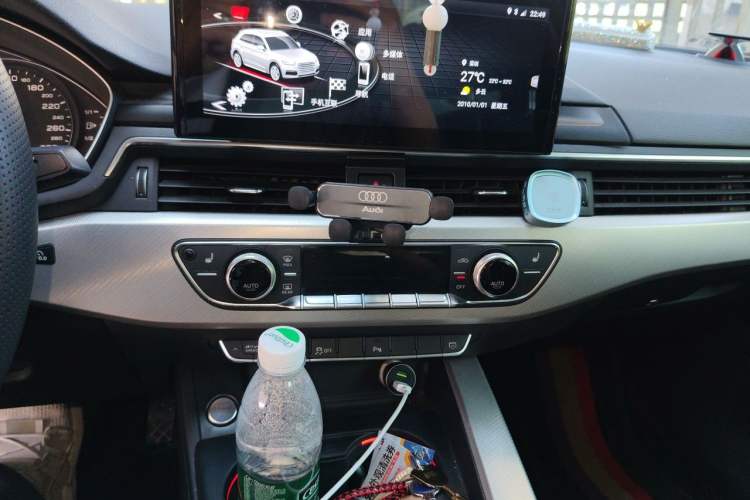 Used Audi A5 2019 Sportback 40 TFSI Fashion Model Audio And AC Panel