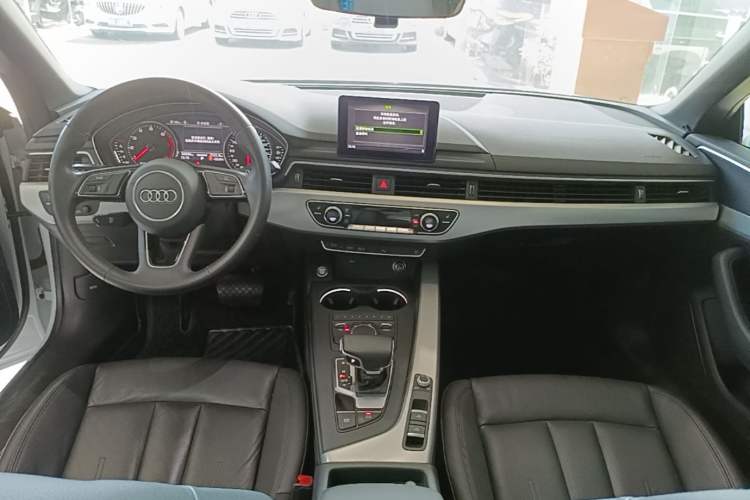 Used Audi A5 2019 Cabriolet 40 TFSI Fashion Edition China V Center Console