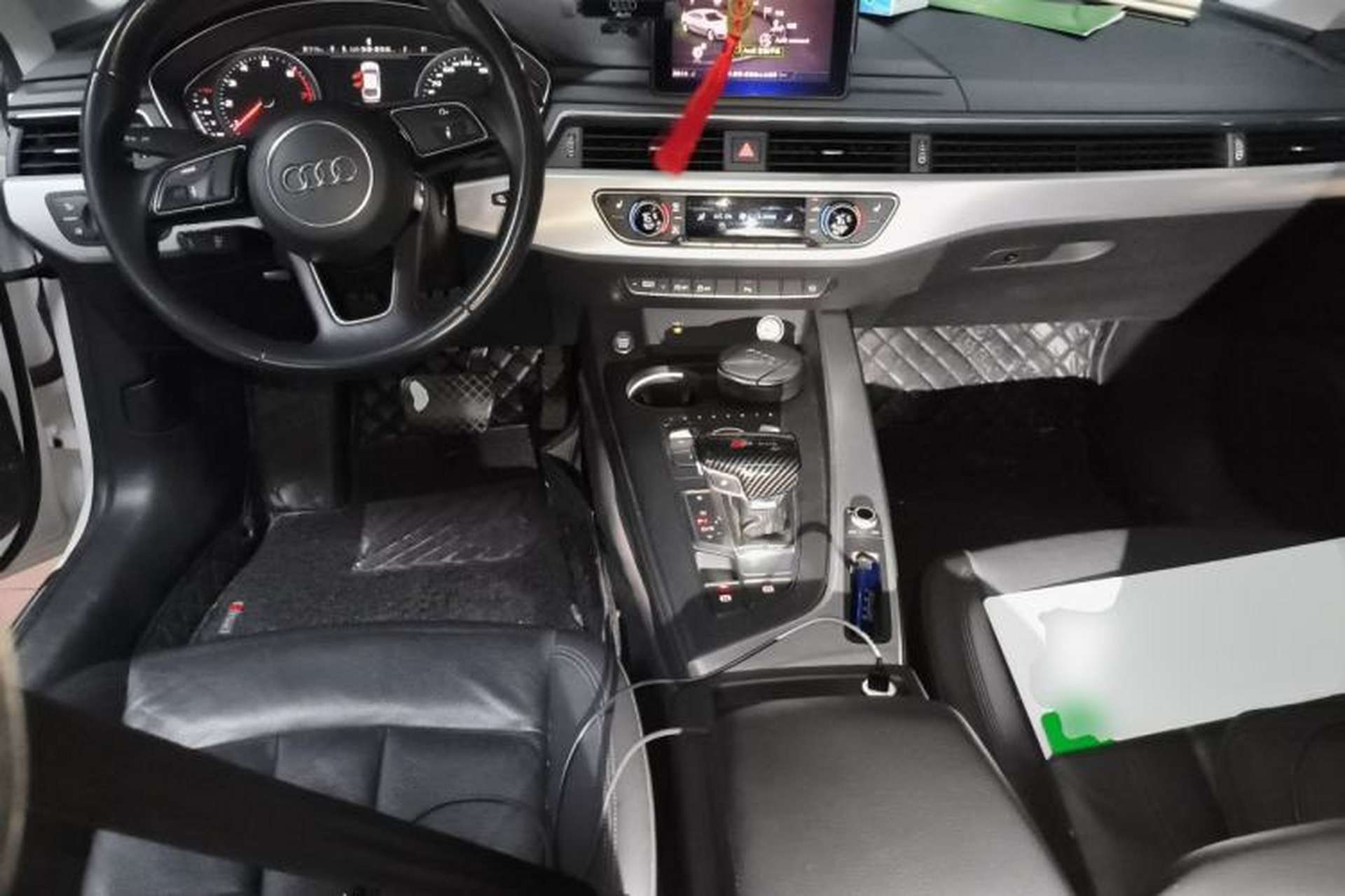 Used Audi A5 2019 Sportback 40 TFSI Fashion Model Center Console