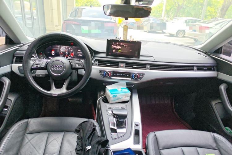Used Audi A5 2019 Sportback 45 TFSI Fashion Model Center Console