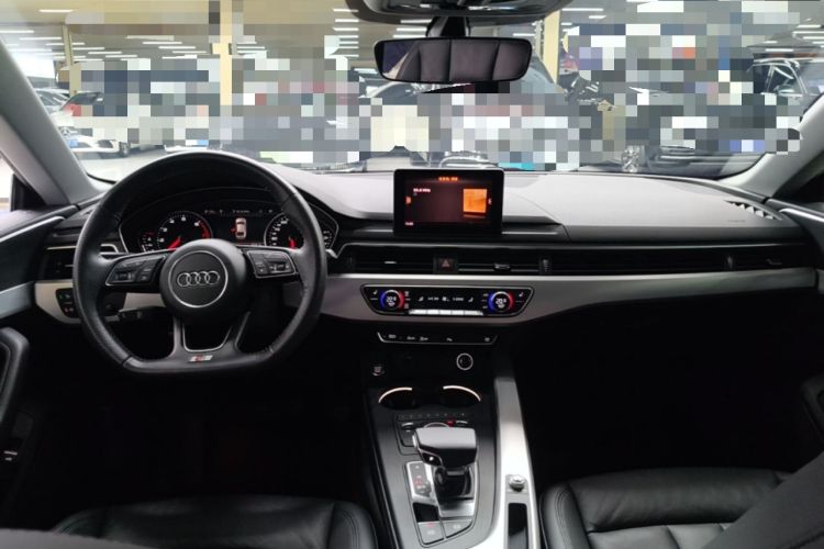 Used Audi A5 2019 Sportback 40 TFSI Fashion Model Center Console