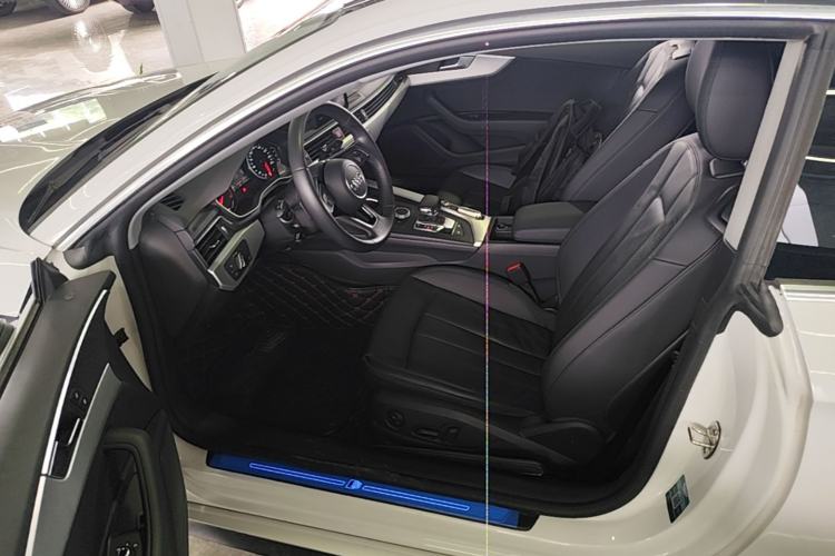 Used Audi A5 2019 Coupe 40 TFSI Fashion Edition China V Emission Standard Driver Seat