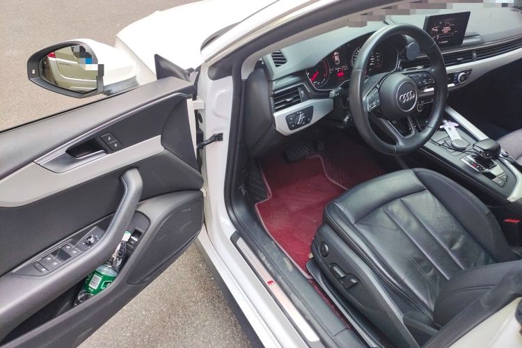 Used Audi A5 2019 Sportback 40 TFSI Fashion Model Driver Seat