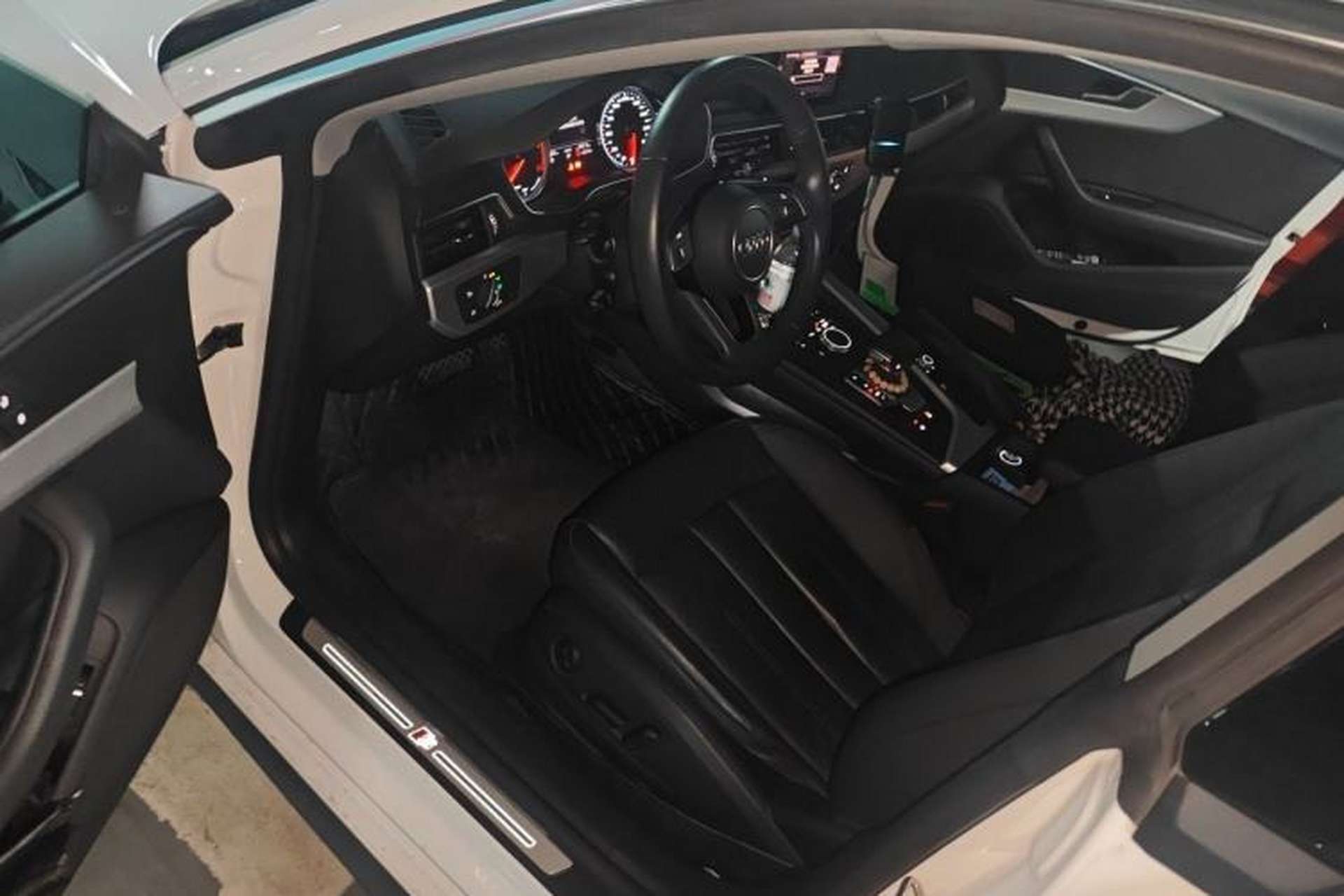 Used Audi A5 2019 Sportback 40 TFSI Fashion Model Driver Seat