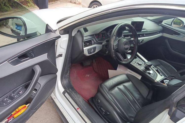 Used Audi A5 2019 Sportback 40 TFSI Fashion Model Driver Seat
