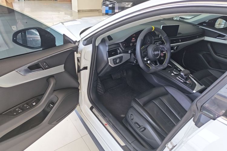 Used Audi A5 2019 Sportback 45 TFSI Fashion Model Driver Seat