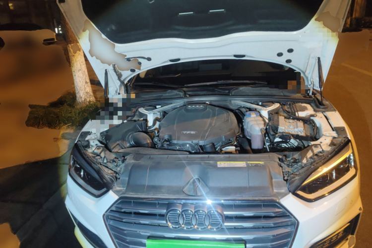 Used Audi A5 2019 Sportback 45 TFSI Fashion Model Engine Bay